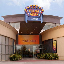 Village Green Hotel - Tourism Caloundra 0