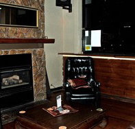 Geelong Hotel - Tourism Caloundra