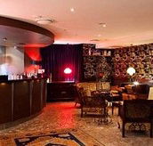 White Revolver - Tourism Caloundra