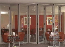 Victorian Tavern - Tourism Caloundra 1