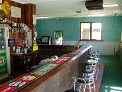 Yarloop Hotel - Tourism Caloundra 1