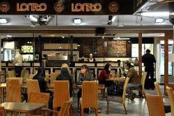 Loreto Lounge - Tourism Caloundra 1
