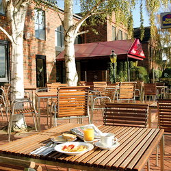 AJs Bar & Bistro - Tourism Caloundra 2