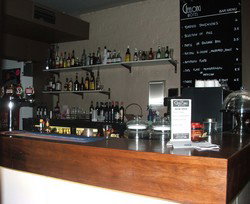Geelong Hotel - Tourism Caloundra 2