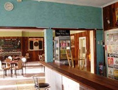 Yarloop Hotel - Tourism Caloundra 2