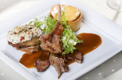 XO Lounge - Tourism Caloundra 3