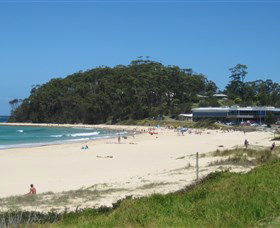 Mollymook Golf Club - Tourism Caloundra 1