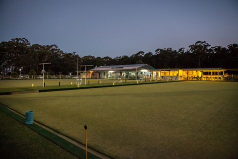 Lake Conjola Bowling Club - Tourism Caloundra 1