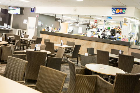 Lake Conjola Bowling Club - Tourism Caloundra 2