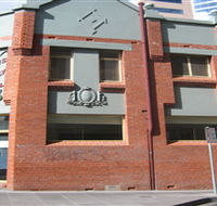 Elm's Family Hotel - Tourism Caloundra