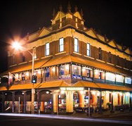 Willoughby Hotel - Tourism Caloundra