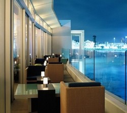 Icebergs Dining Room And Bar - Tourism Caloundra 0