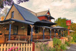 Royal Cricketers Arms - Tourism Caloundra 0