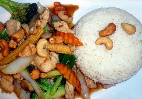 Eagle Thai - Tourism Caloundra 3