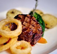 Grumpys Barefoot Bar Steak  Seafood Grill - Tourism Caloundra