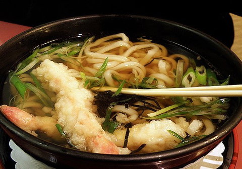 Zushi Restaurant - Tourism Caloundra 1