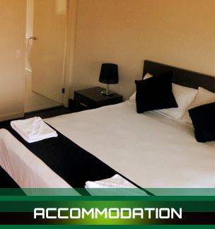 Dooley's Motel & Tavern - Tourism Caloundra 3