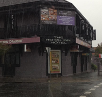 Royal Inn Hotel Waratah - Tourism Caloundra