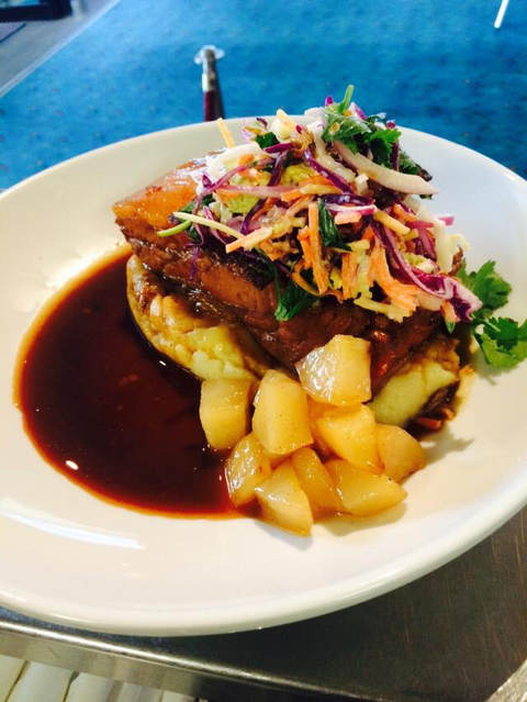 Salamander Tavern - Tourism Caloundra 3