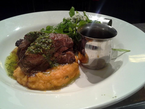 Salamander Tavern - Tourism Caloundra 5