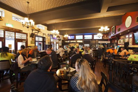 P.J. Gallagher's - Tourism Caloundra 2