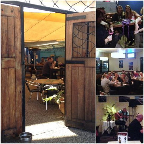 Burleigh Waters Tavern - Tourism Caloundra 3