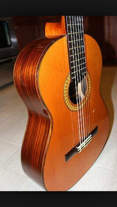 Burleigh Waters Tavern - Tourism Caloundra 4