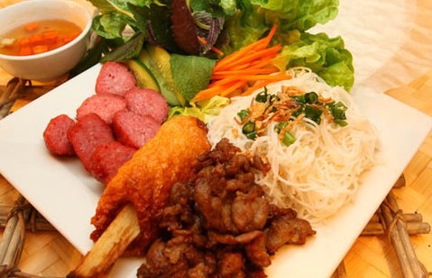 I Love Pho - Tourism Caloundra 3