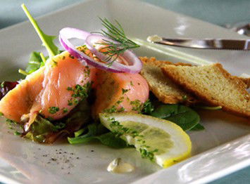 Mulligans Irish Restaurant - Tourism Caloundra 4