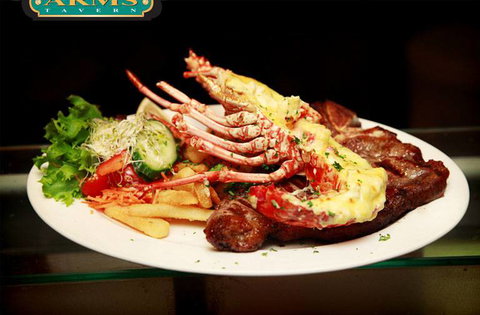 Green Valley Hotel - Tourism Caloundra 0