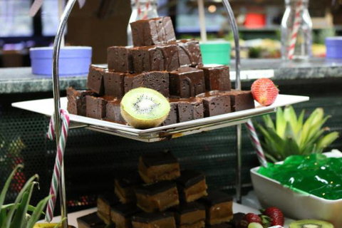 Saltwater Creek Hotel - Tourism Caloundra 2