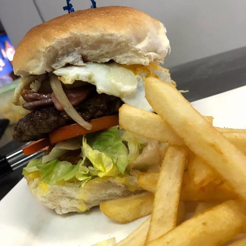Tin Can Bay Yacht Club Bistro - Tourism Caloundra 2