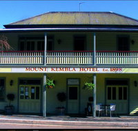 Mount Kembla Village Hotel - Tourism Caloundra