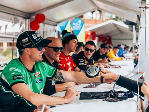 B-Rock Super Wednesday - Driver Signing - Tourism Caloundra 0