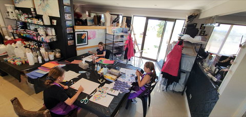 School Holidays - Kids Art Class - Painting - Tourism Caloundra 2