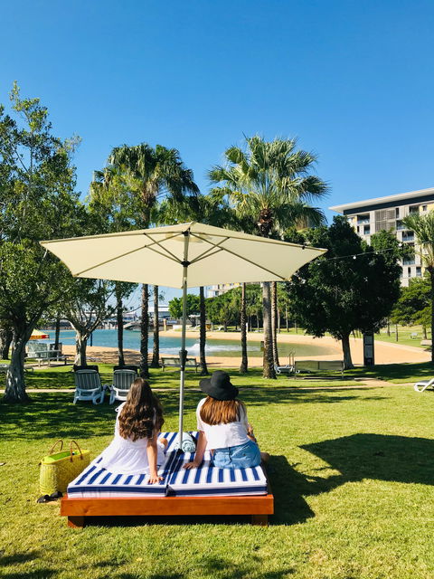 Waterfront Beach Club - Tourism Caloundra 1