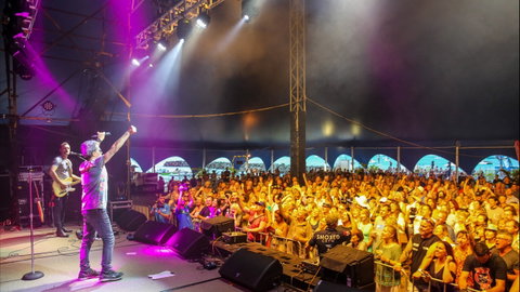 Airlie Beach Festival Of Music - Tourism Caloundra 0
