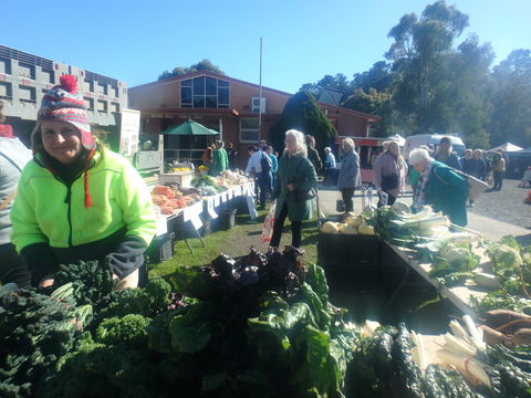 Brown Hill Market - Tourism Caloundra 0