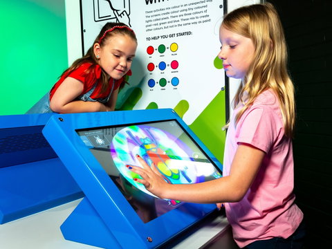 Colour: See The World In A New Light - Tourism Caloundra 0