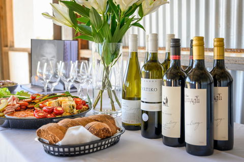 Four Seasons In The Armagh Vineyard - Tourism Caloundra 6
