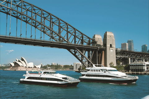 Lunch Cruise In Sydney Harbour With Magistic Cruises - Tourism Caloundra 0