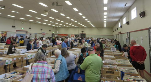 Rotary Club Of Wagga Wagga - Book Fair - Tourism Caloundra 0