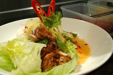 Stir Crazy Thai - Tourism Caloundra 3