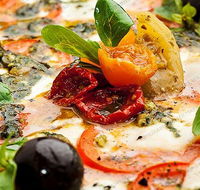 Il Tratto Raro Pizzeria  Restaurant - Tourism Caloundra