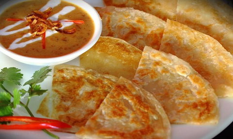 Le Lerd Thai Restaurant - Tourism Caloundra 3