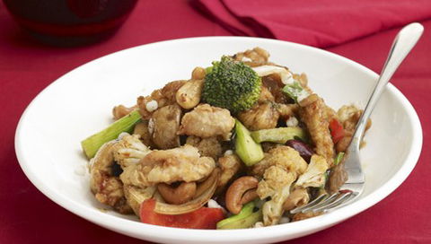 Bai Tong Thai - Tourism Caloundra 3
