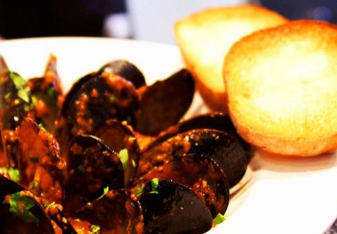 Papa's Trattoria - Tourism Caloundra 1