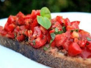 Savanas Restaurant - Tourism Caloundra 0