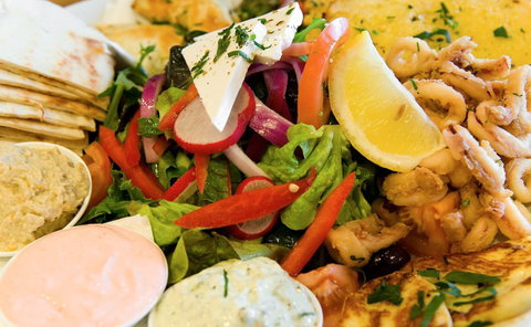 Nikos Restaurant Bar - Tourism Caloundra 4