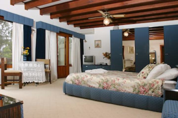 Malua Bay NSW Tourism Caloundra